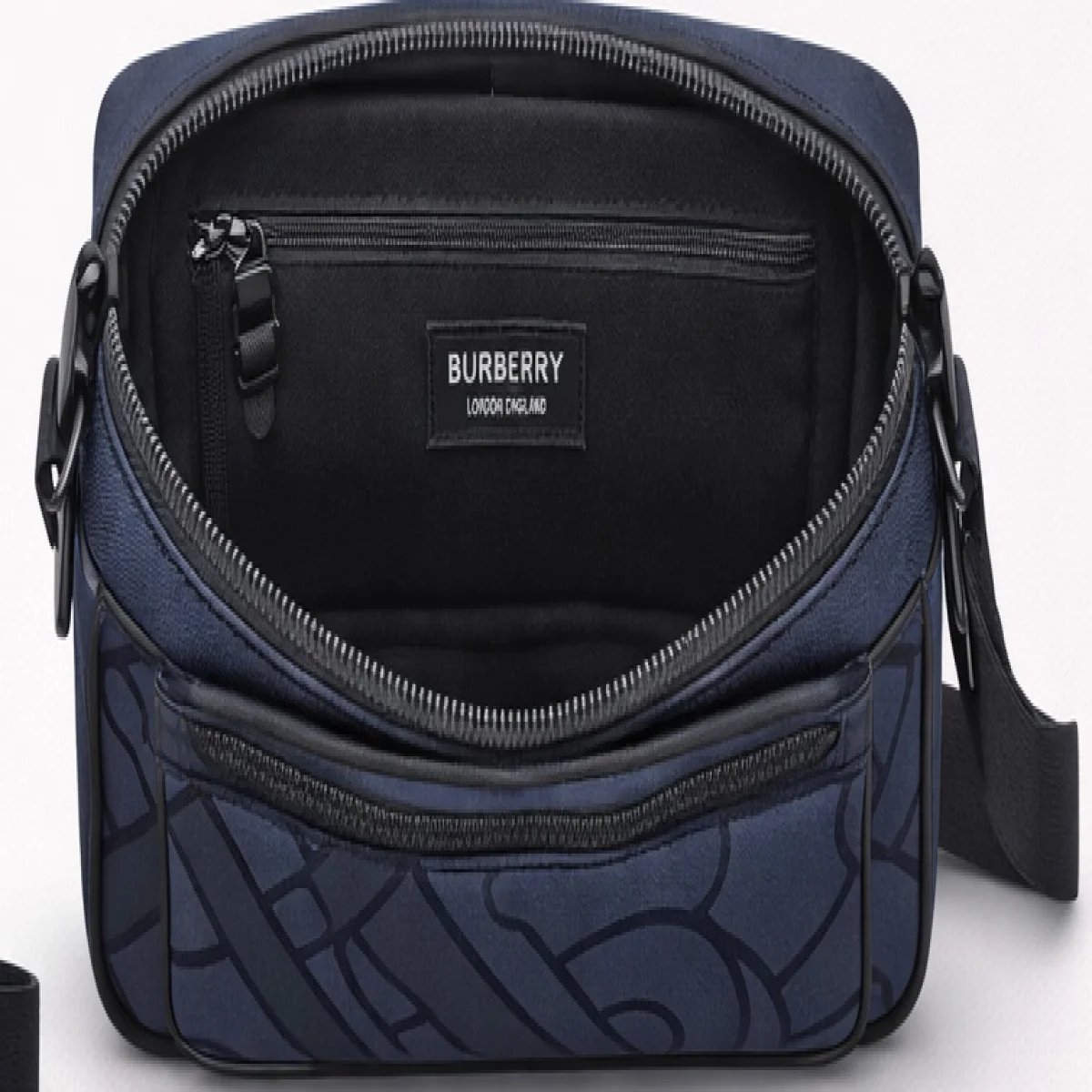 Burberry Monogram Crossbody Camera Bag - صورة 10