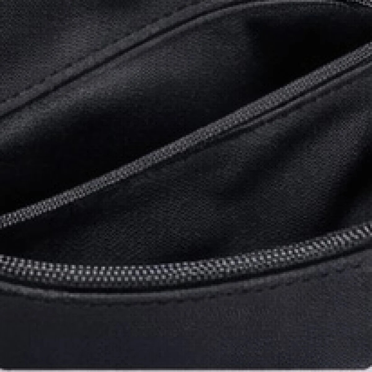 Coach Signature Canvas Leather Crossbody Bag - صورة 7