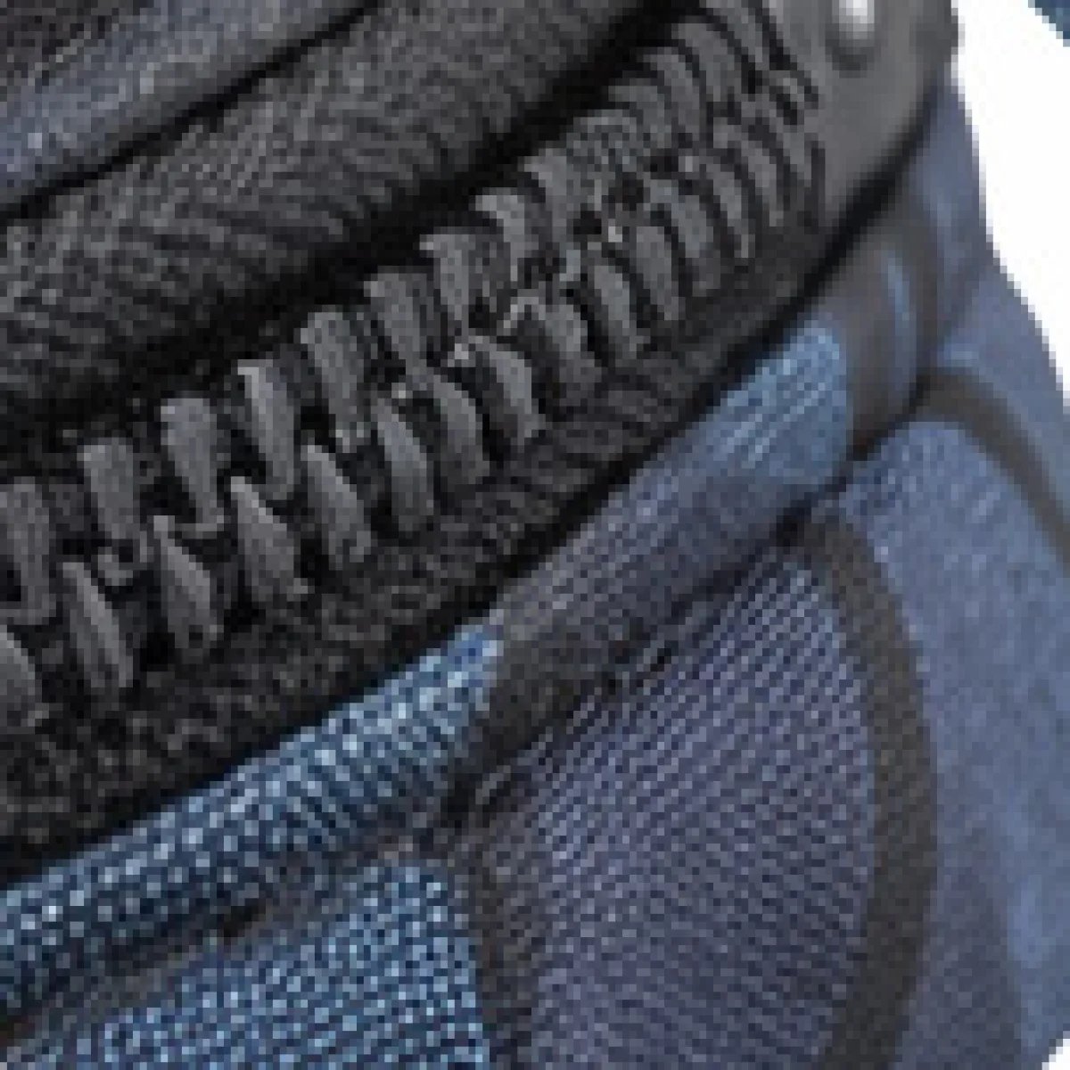 Burberry Monogram Canvas Belt Bag – Blue Edition - صورة 2