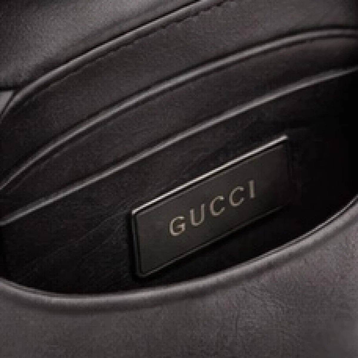 Gucci GG Supreme Mini Shoulder Bag - صورة 2