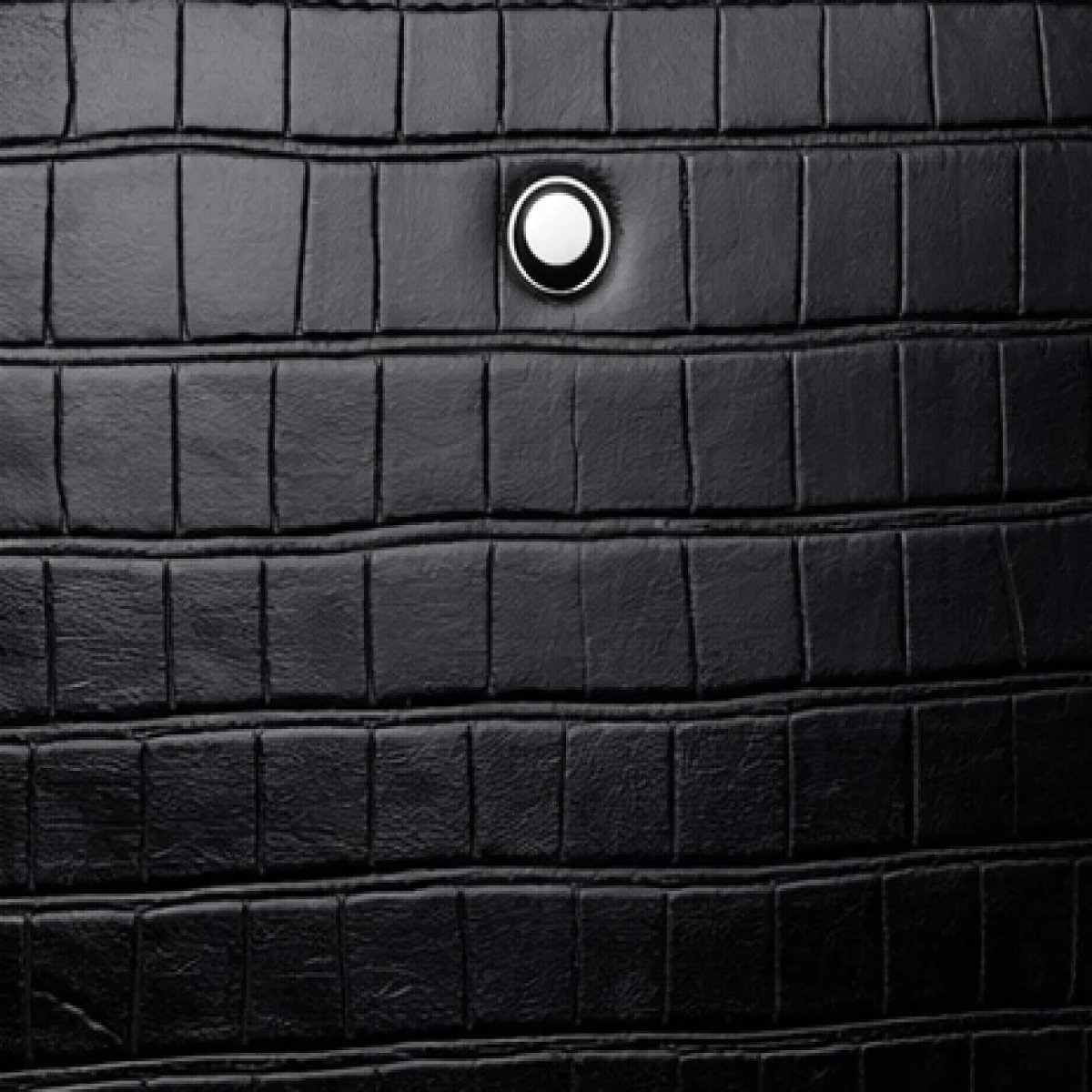 Montblanc – Croc-Embossed Leather Zip Clutch – Black Edition - صورة 3