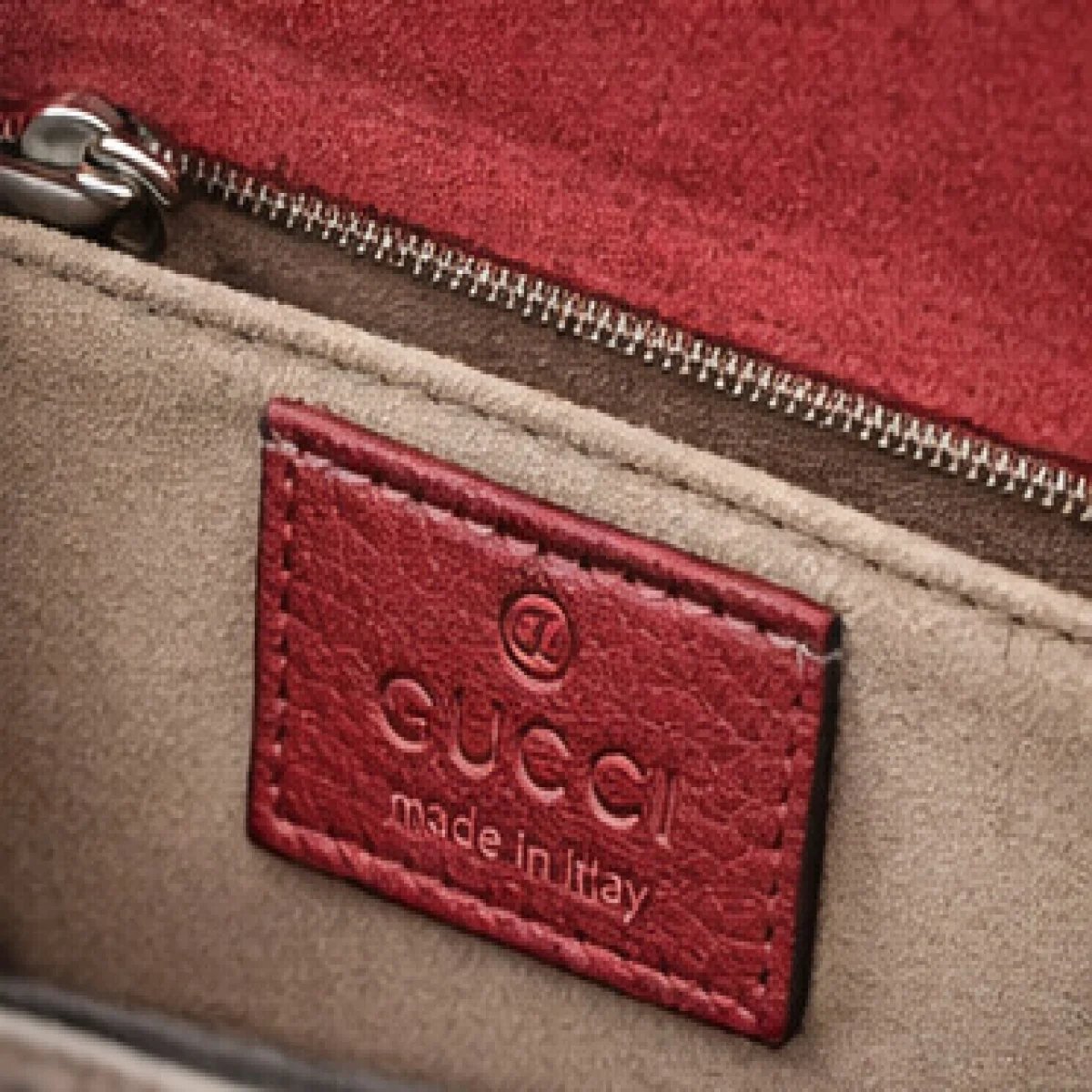 Gucci Dionysus GG Supreme Shoulder Bag - صورة 3