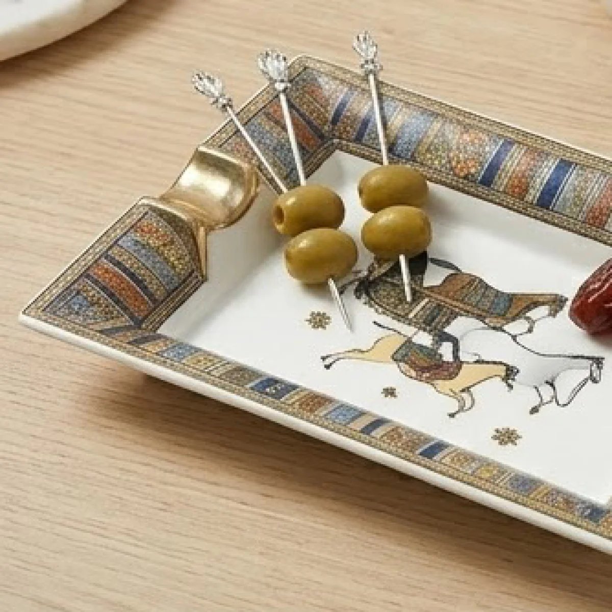 HERMÈS – Luxury Artistic Serving Dish - صورة 3