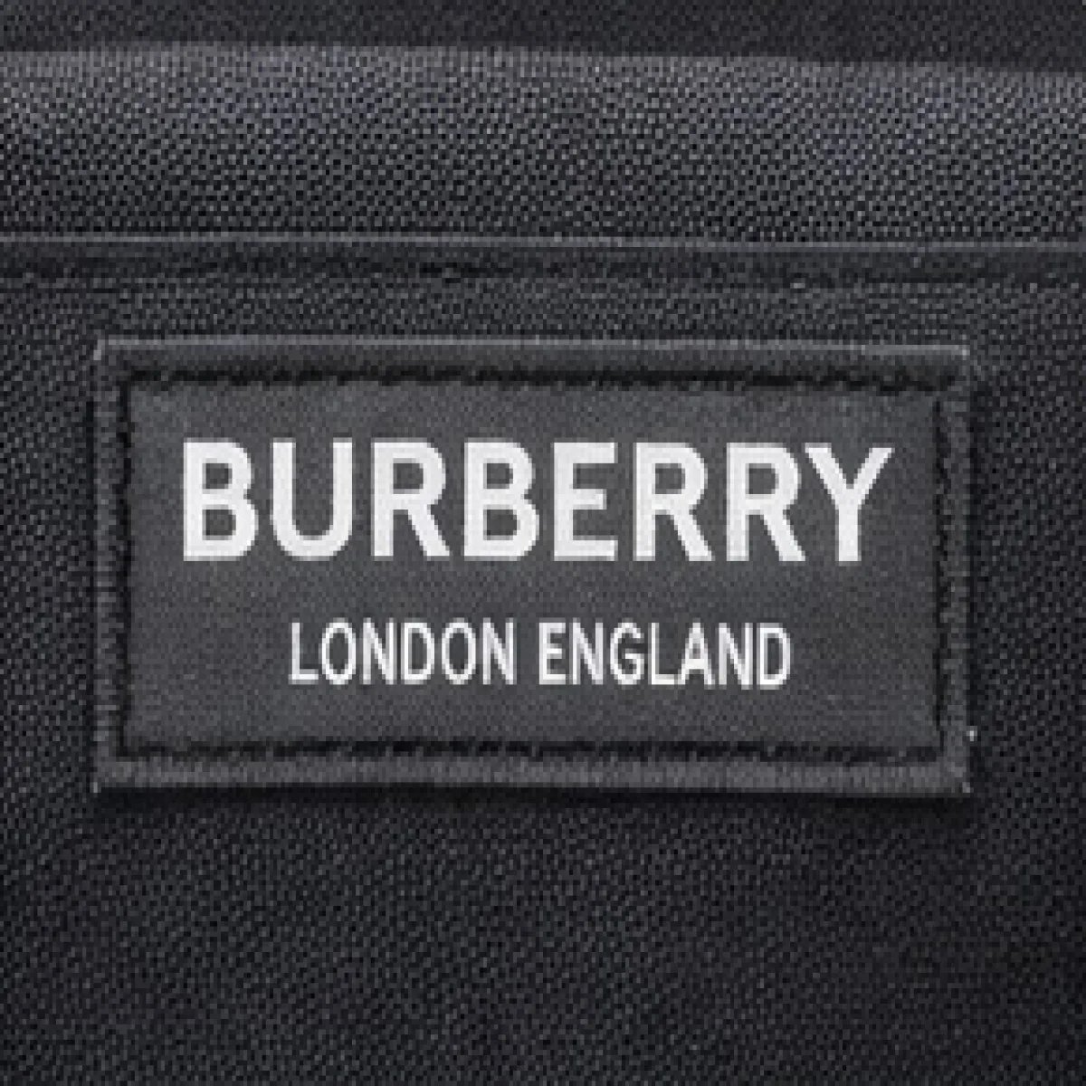 Burberry Monogram Crossbody Camera Bag - صورة 3
