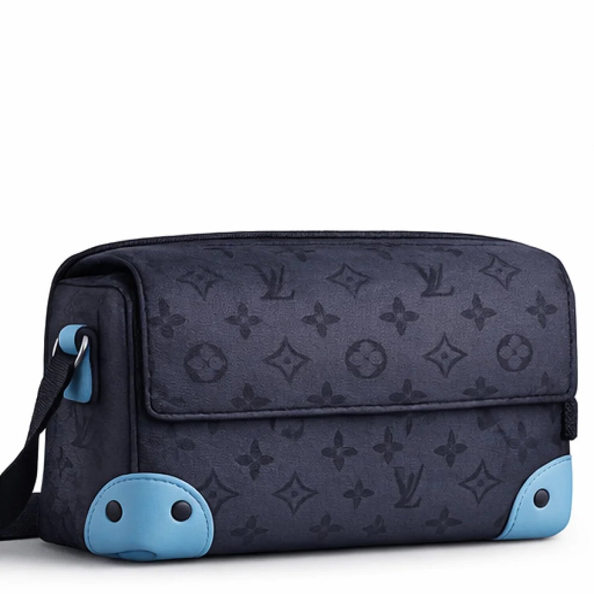 Louis Vuitton Monogram Eclipse Outdoor Messenger Bag - صورة 10