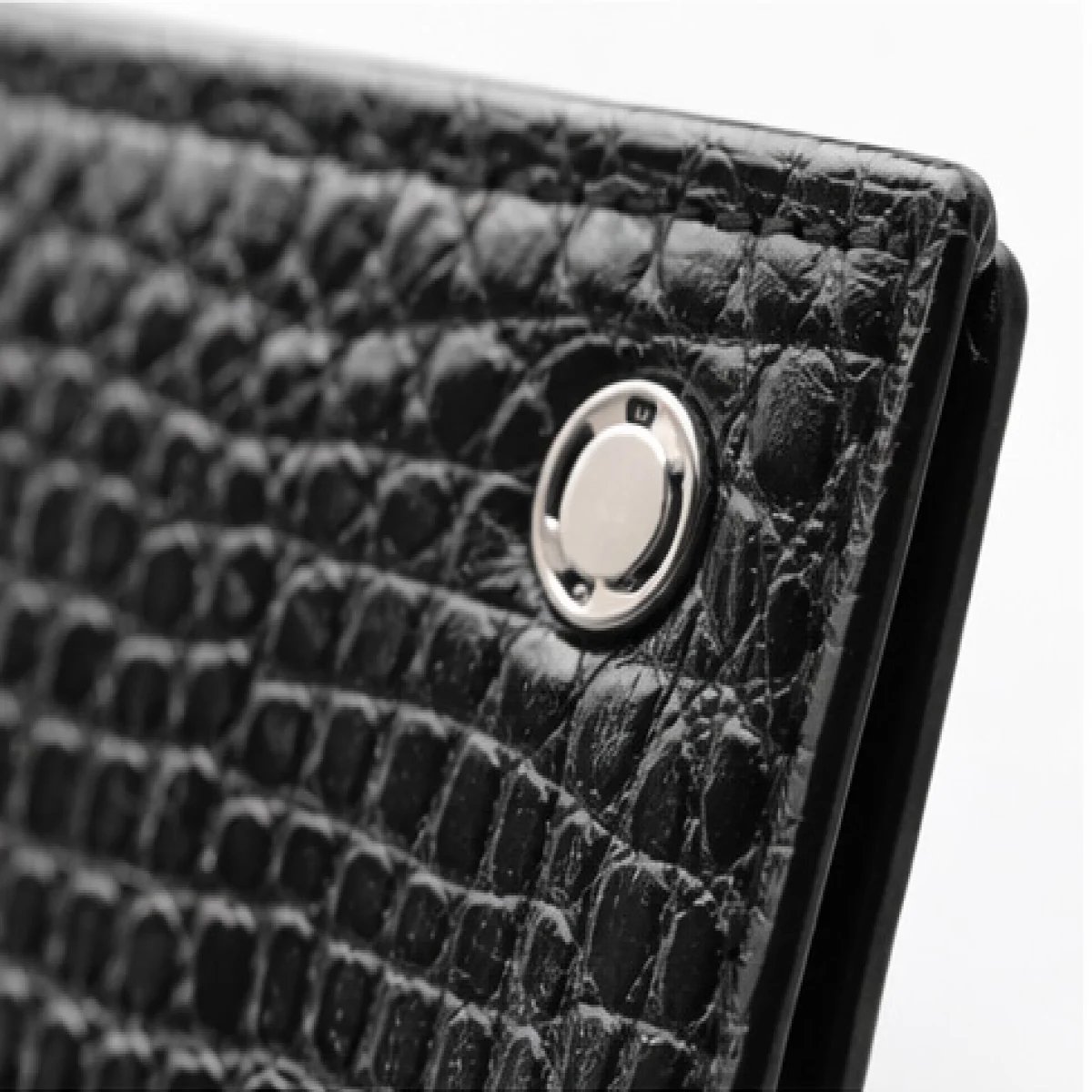 Classic Crocodile Embossed Long Wallet – Black Edition - صورة 6