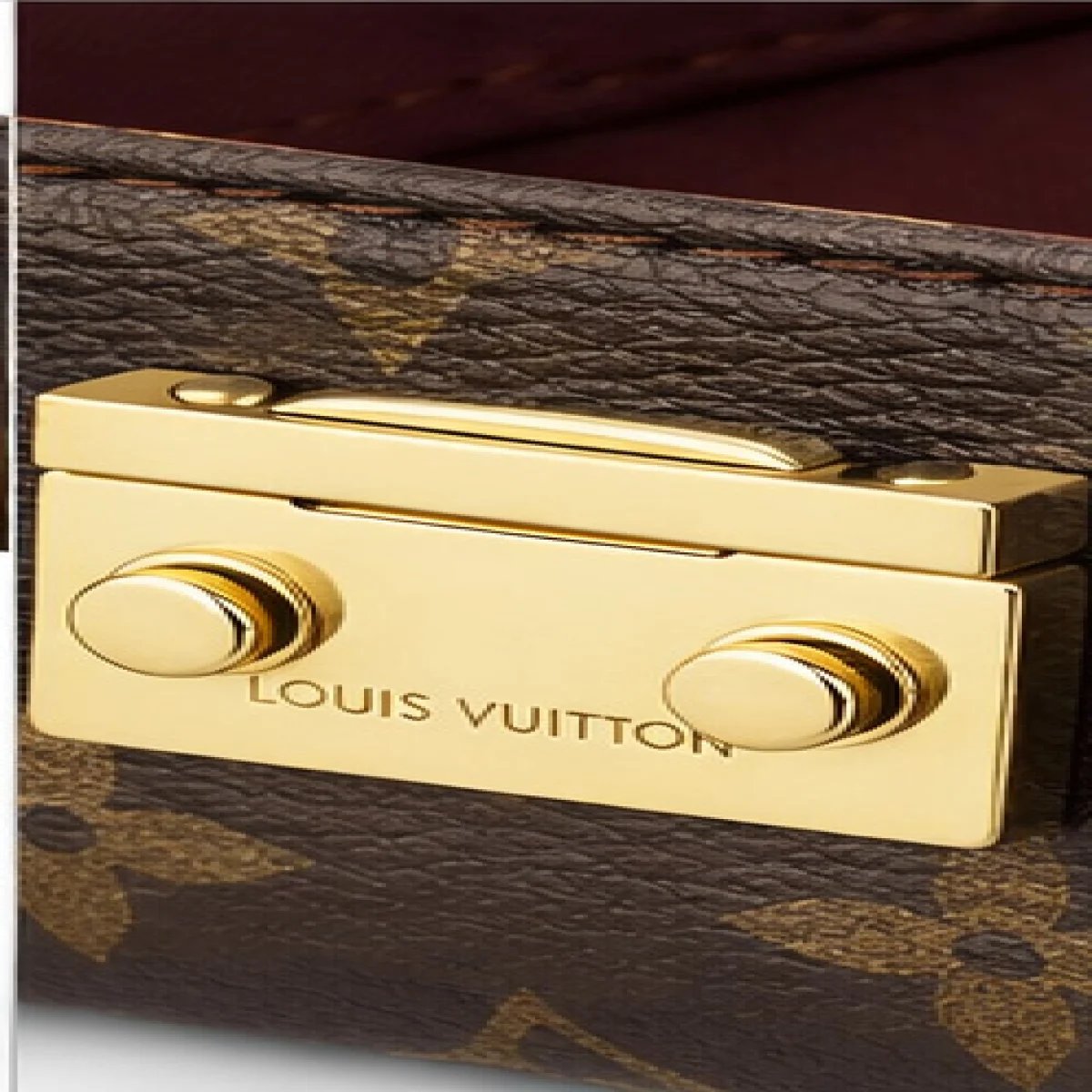Louis Vuitton Monogram Trunk Style Crossbody Bag – Classic Brown Edition - صورة 3