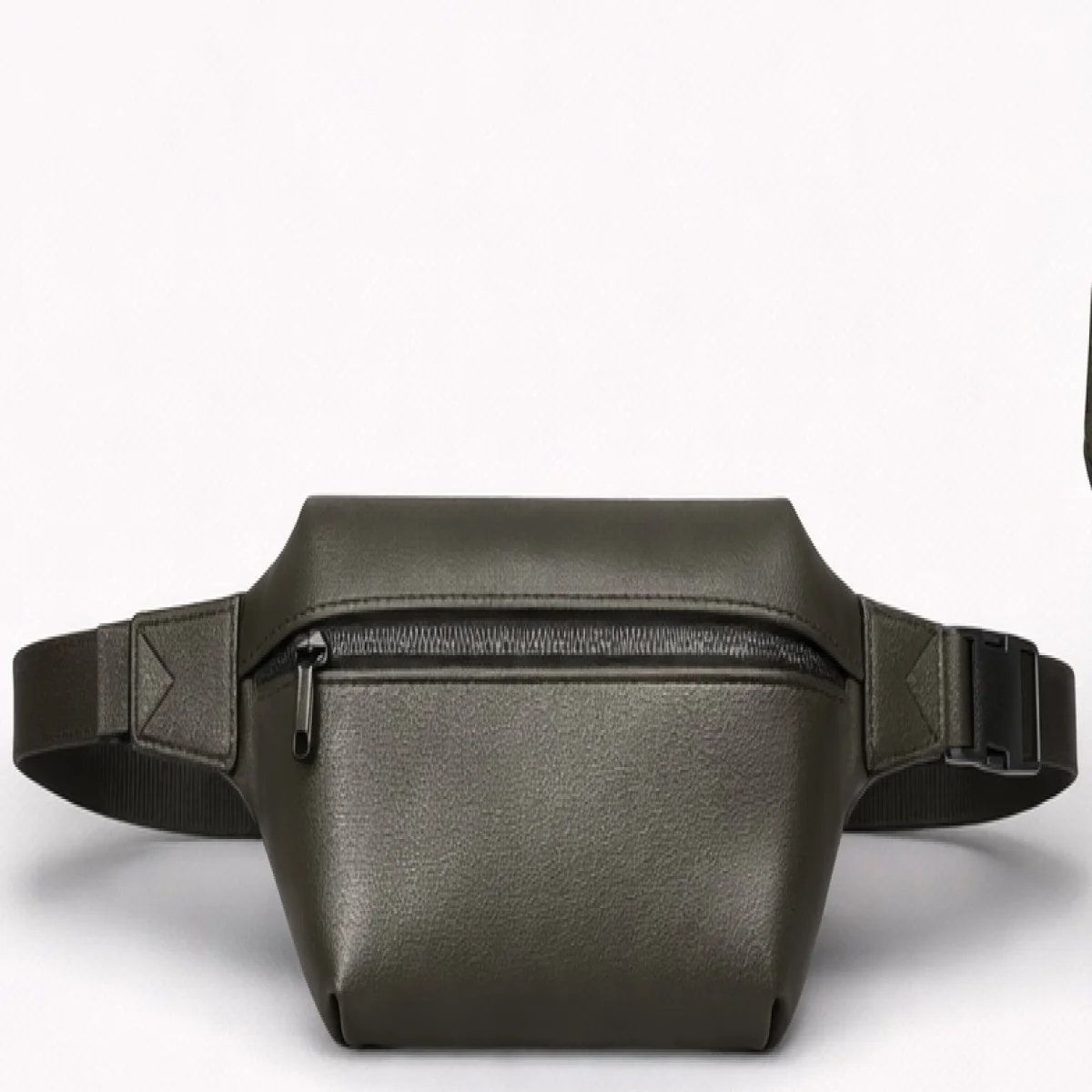 Bottega Veneta Leather Belt Bag - صورة 10