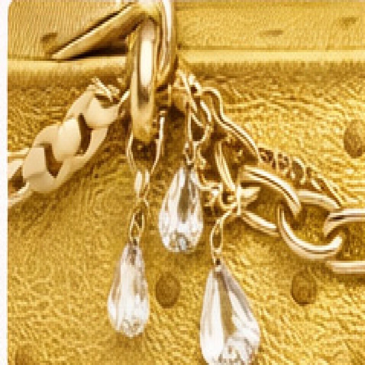 Louis Vuitton Capucines Mini Embellished Top Handle Bag - صورة 3