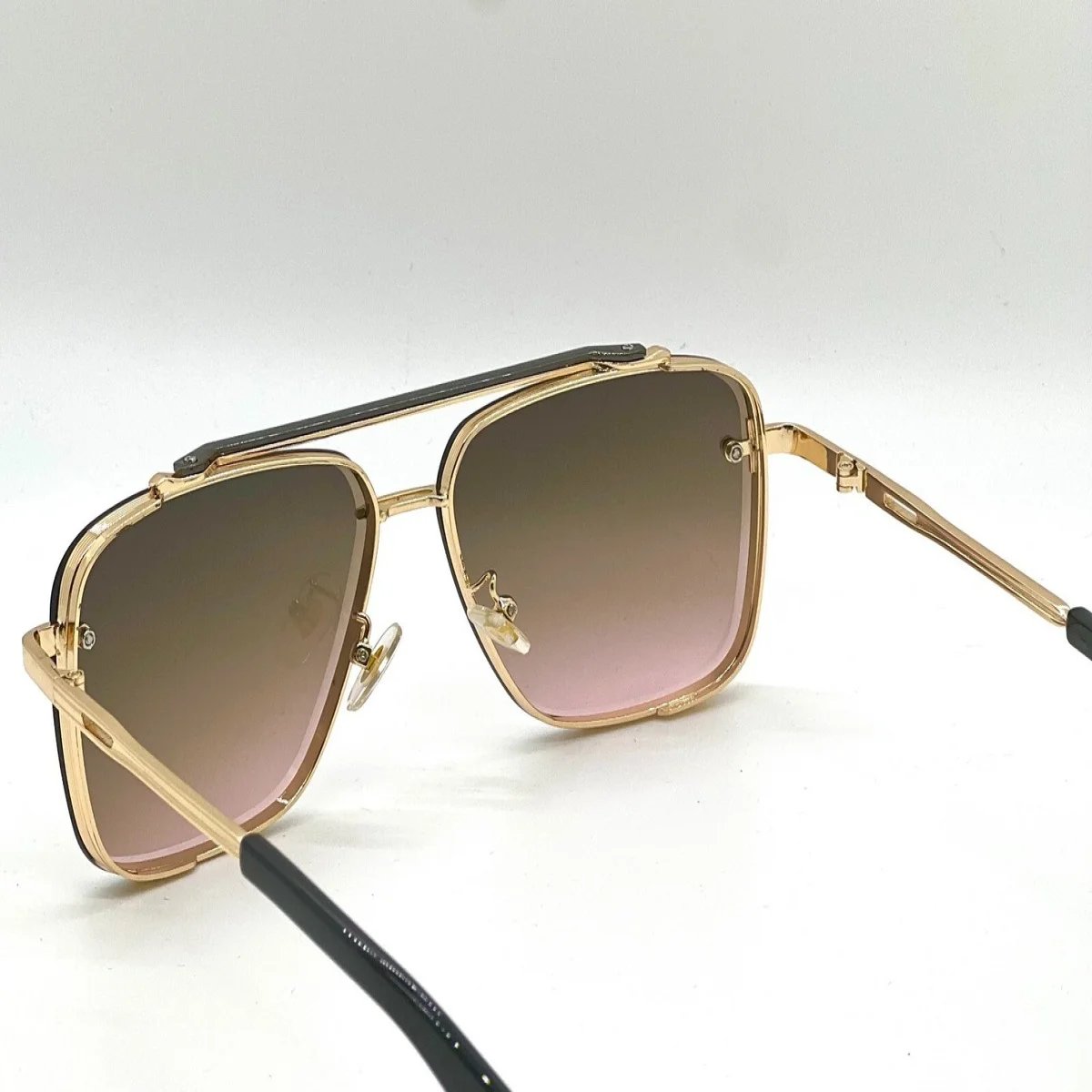 نظارات Navigator (تصميم Prada PR 73ZS) - صورة 3