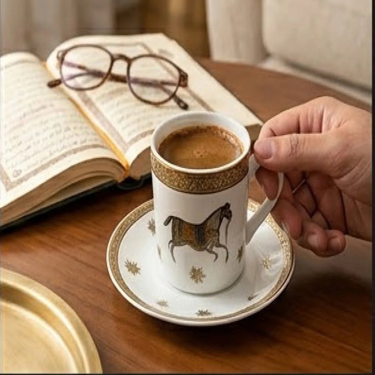 HERMÈS – Luxury Horse Design Coffee Cup Set - صورة 3
