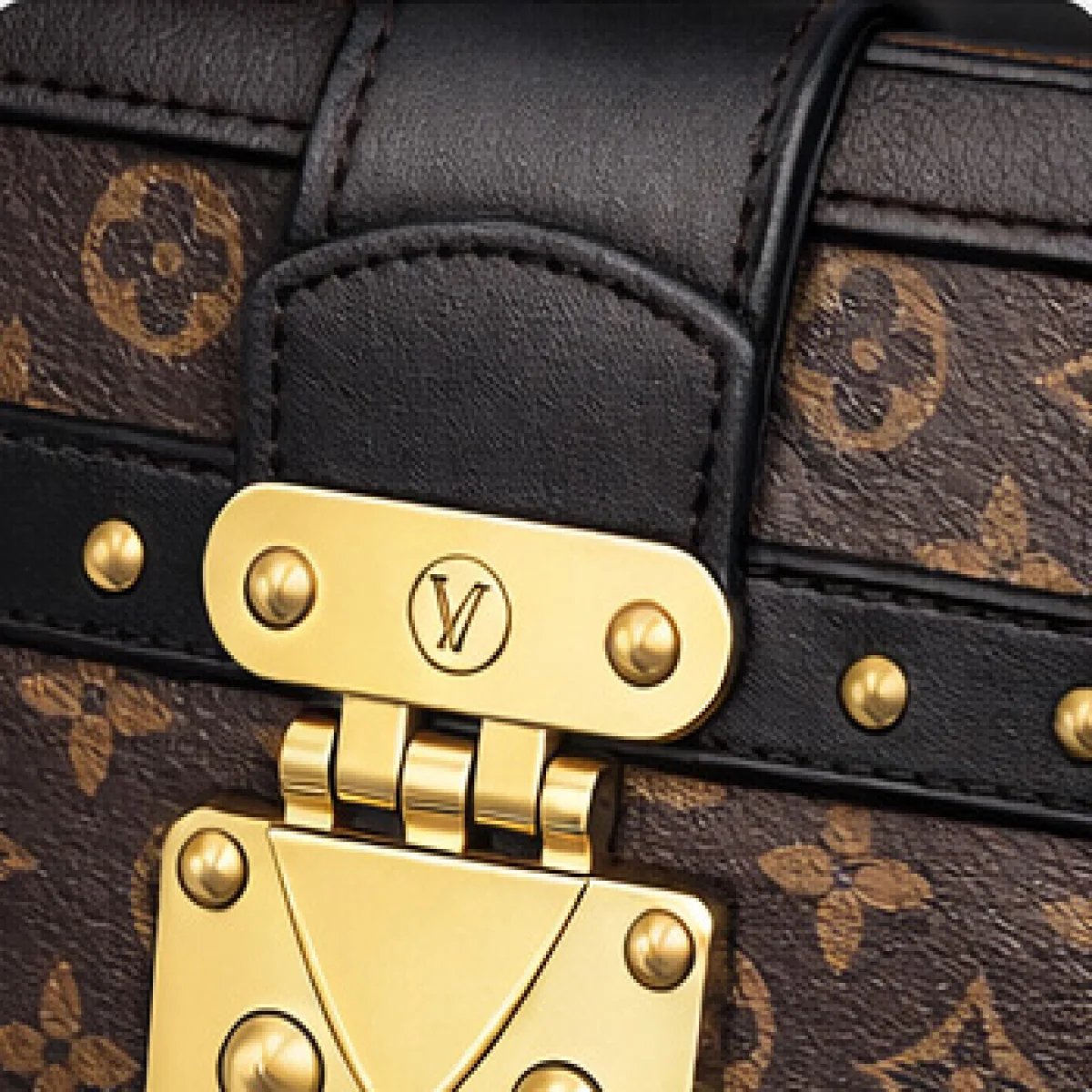 Louis Vuitton Petite Malle Trunk – Monogram Classic Edition - صورة 4