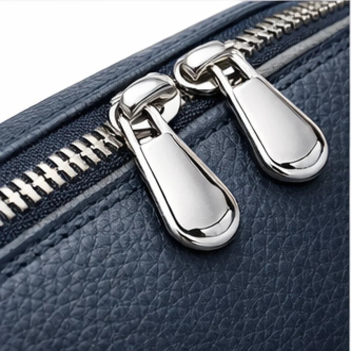 Hermès Bolide 31 Classic Leather – Blue Edition - صورة 4