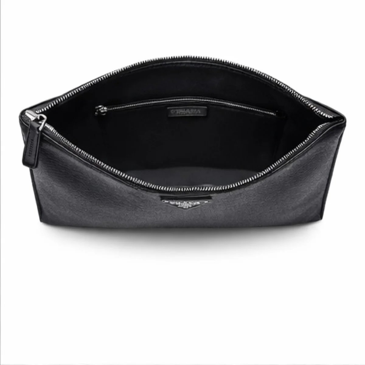 Prada – Smooth Leather Zip Clutch – Black Edition - صورة 4