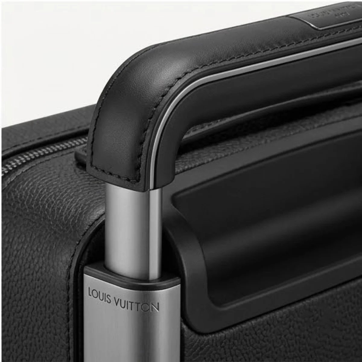 Louis Vuitton – Classic Black Rolling Travel Suitcase - صورة 3