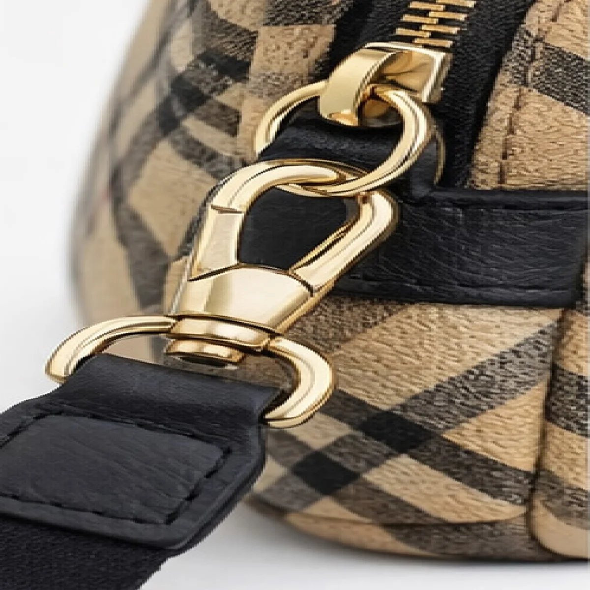 Burberry Vintage Check Crossbody Bag - صورة 7