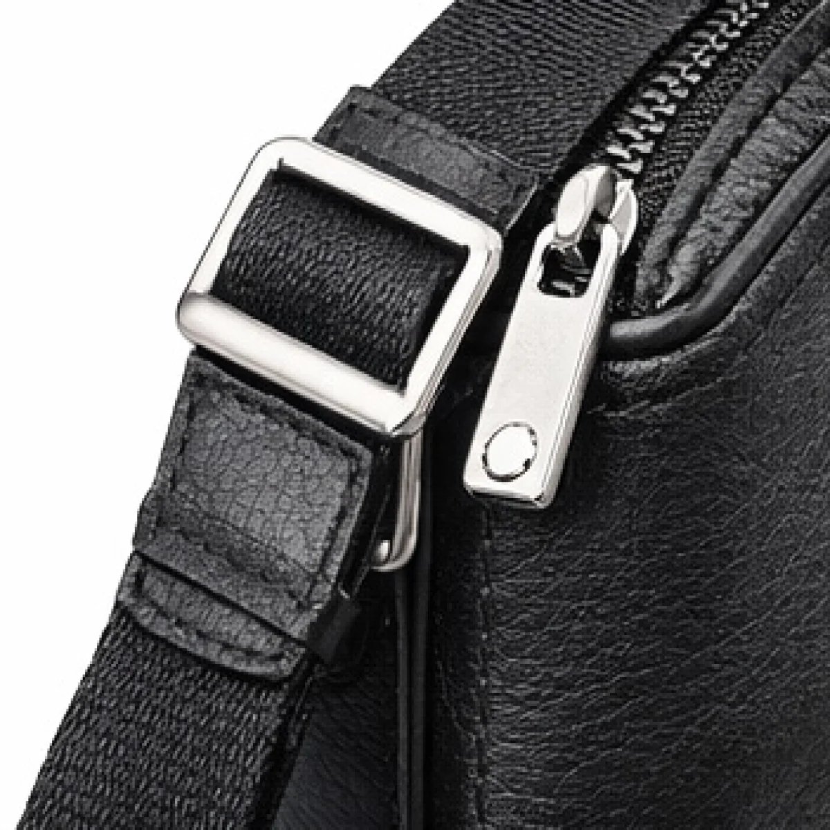 Montblanc Classic Leather Crossbody Bag – Black Edition - صورة 6