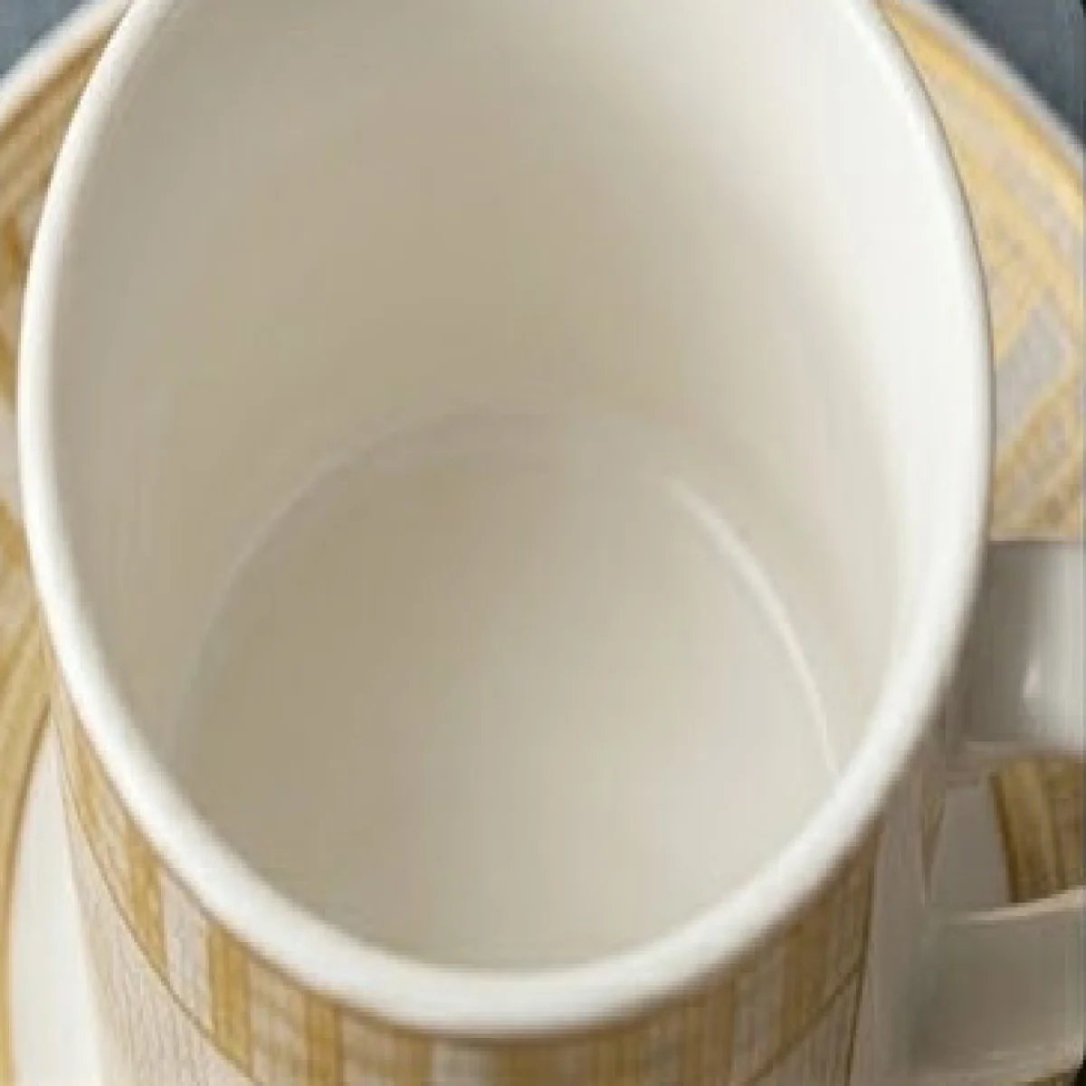 HERMÈS – Luxury Gold Coffee Cup Set - صورة 3