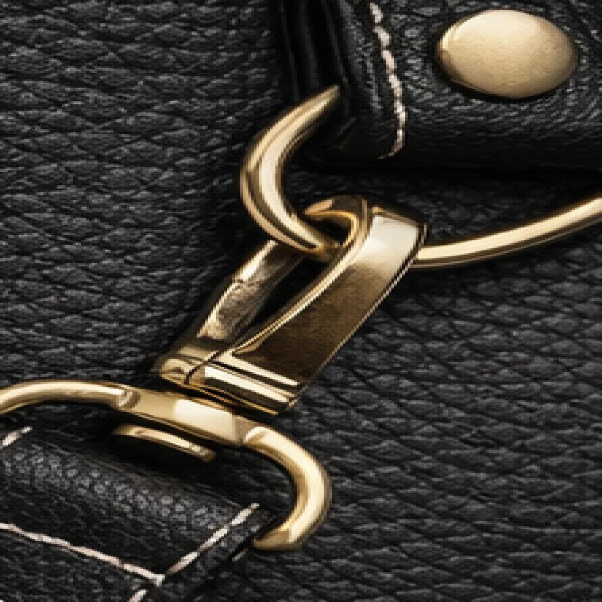 Christian Dior Saddle Messenger Bag – Black Grained Leather - صورة 6