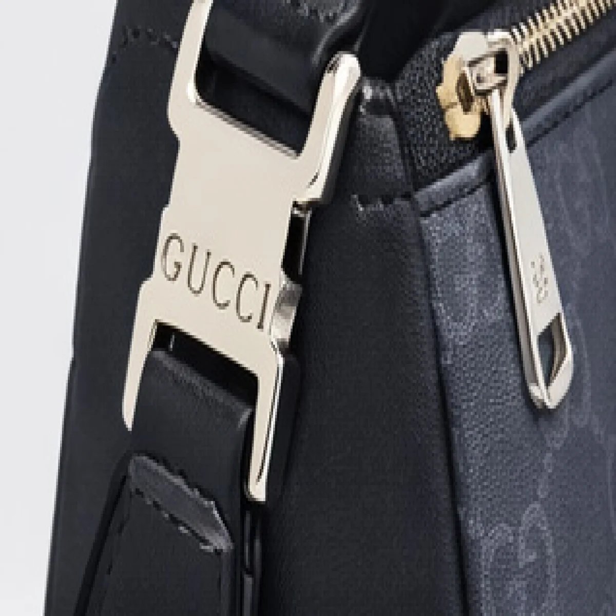 Gucci GG Supreme Canvas Messenger Bag - صورة 3