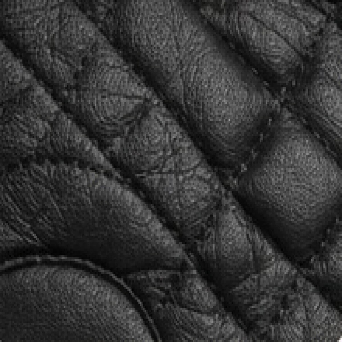 Burberry Quilted Logo Camera Crossbody Bag - صورة 9