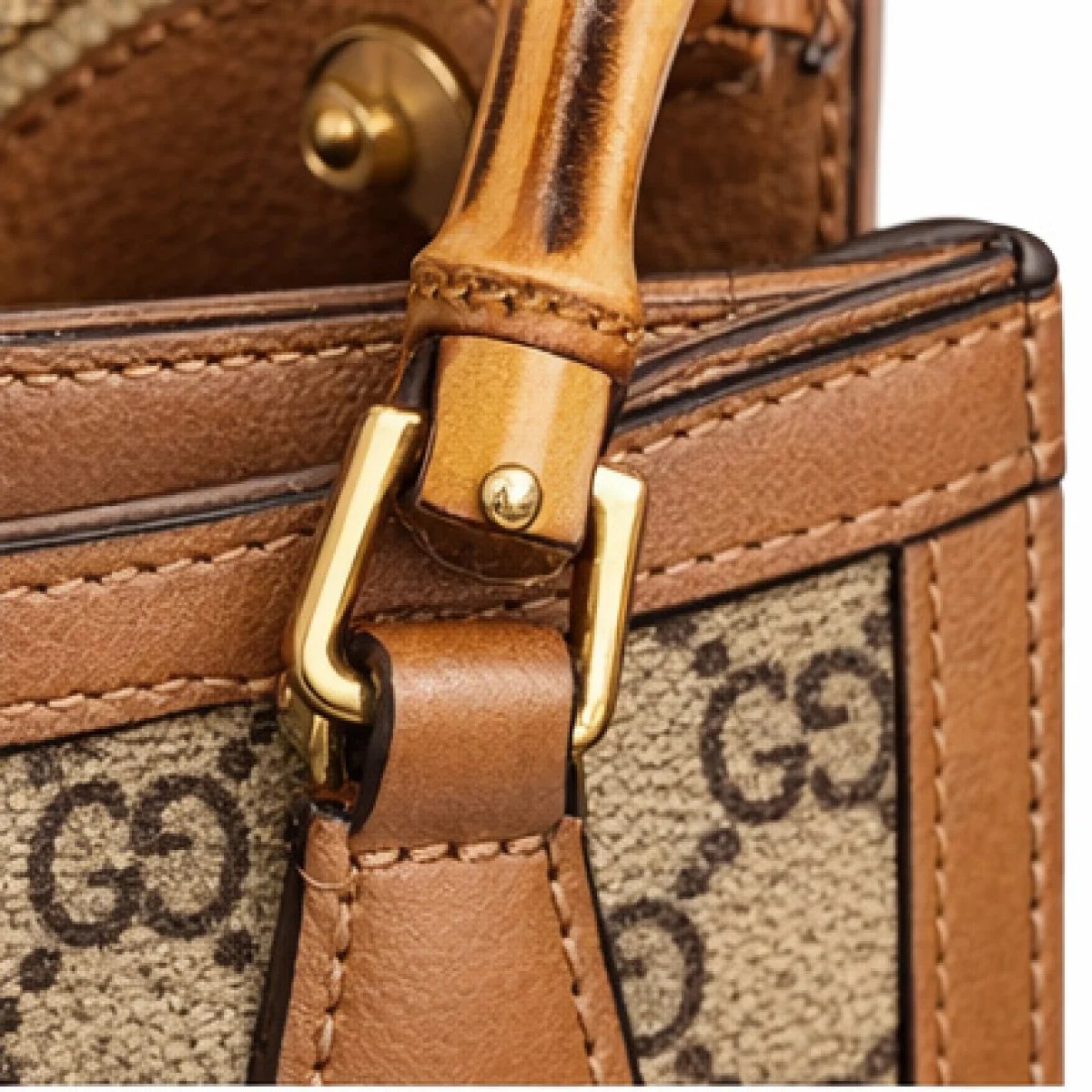 Gucci Diana Mini GG Bag - صورة 7