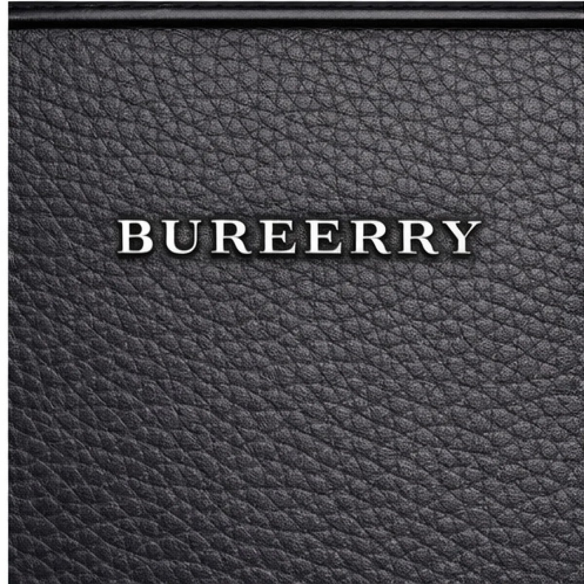 Burberry Stripe Detail Clutch Crossbody – Black Edition - صورة 3
