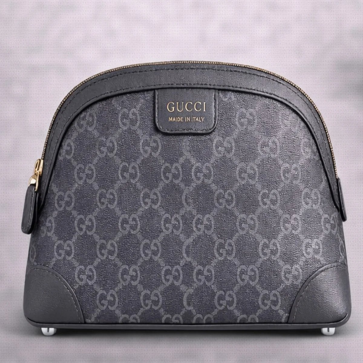 Gucci GG Supreme Cosmetic Pouch - صورة 6