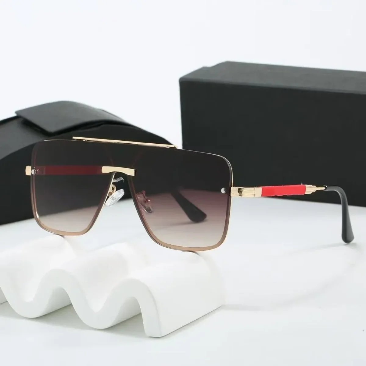 نظارات Shield بدون إطار (تصميم Prada) - صورة 2