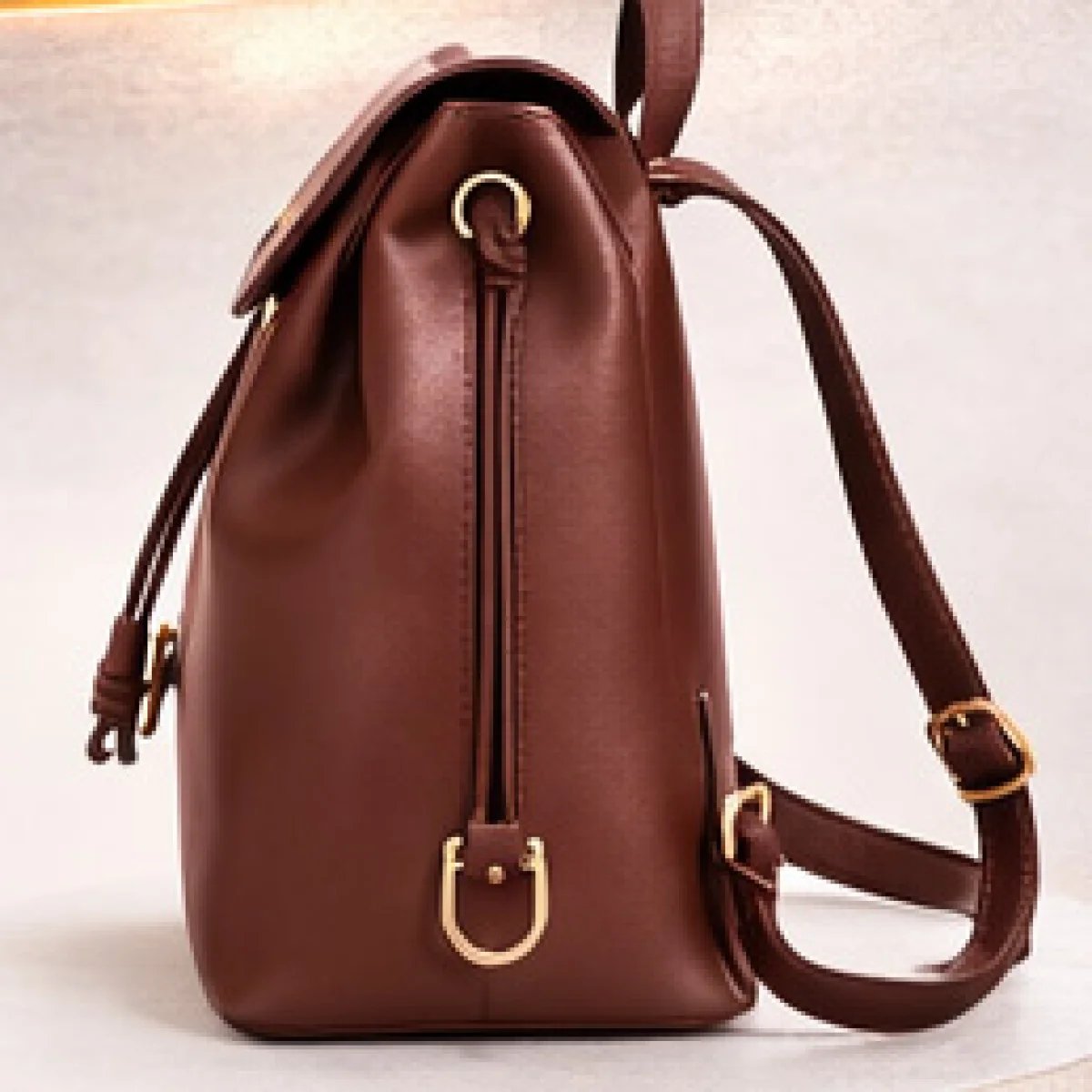 Loewe Drawstring Leather Backpack - صورة 10