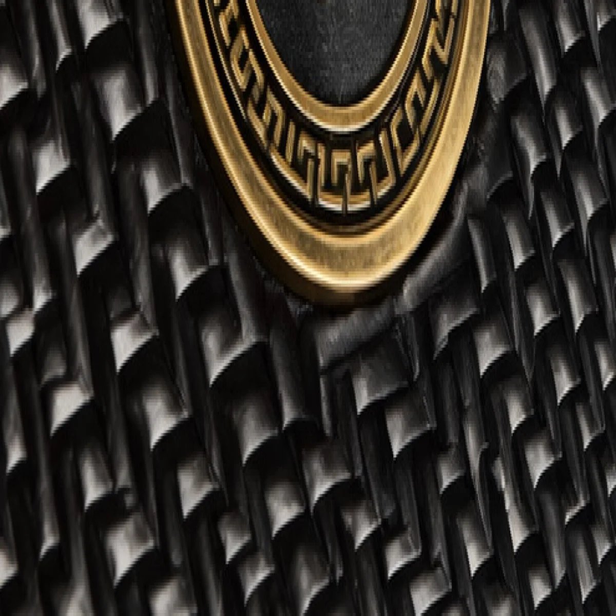 Versano Medusa Milano – Medusa Woven Leather Zip Clutch – Black Edition - صورة 2