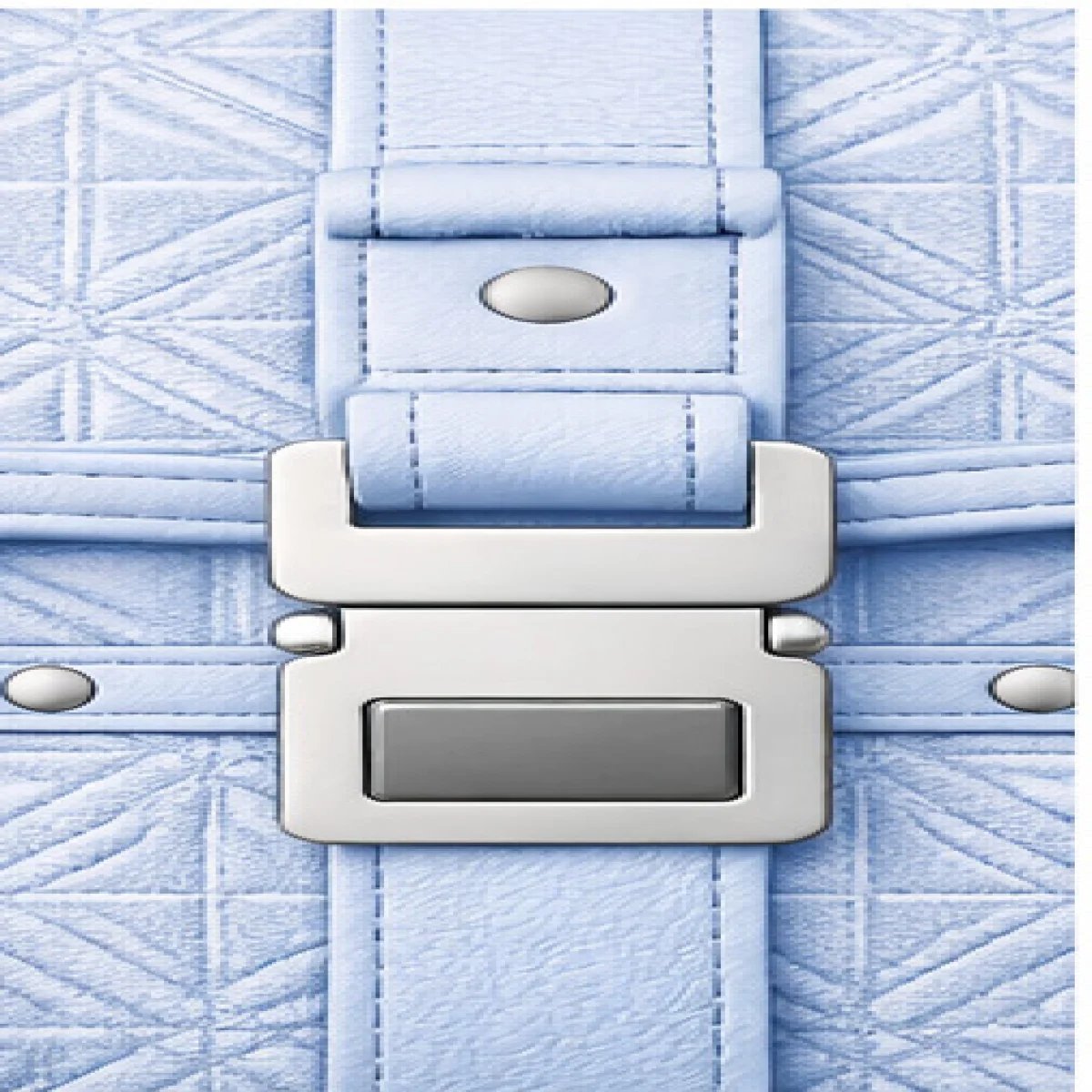 Dior Oblique Embossed Messenger Bag – Light Blue Edition - صورة 9