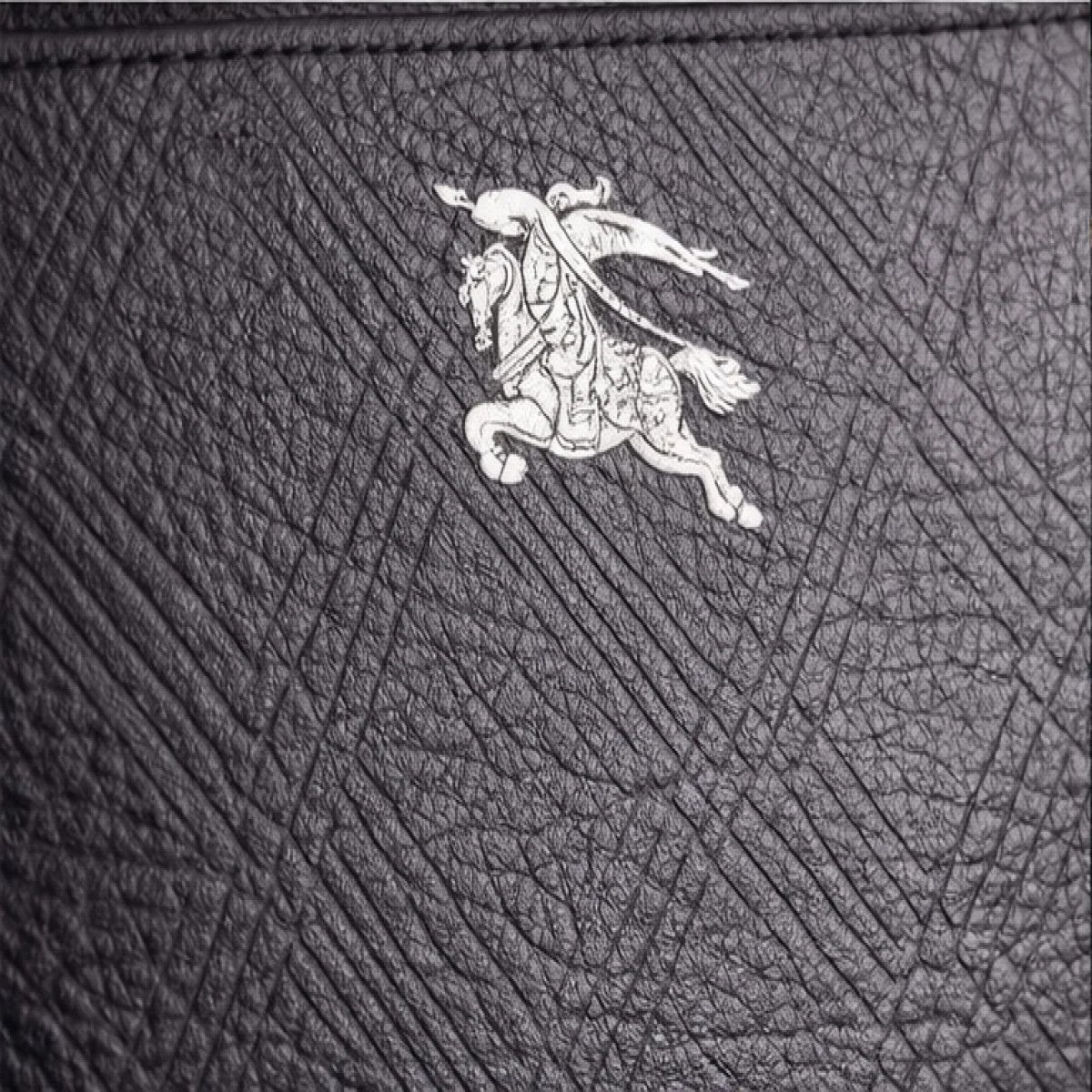 Regal Knight London – Heritage Check Leather Zip Clutch – Black Edition - صورة 2