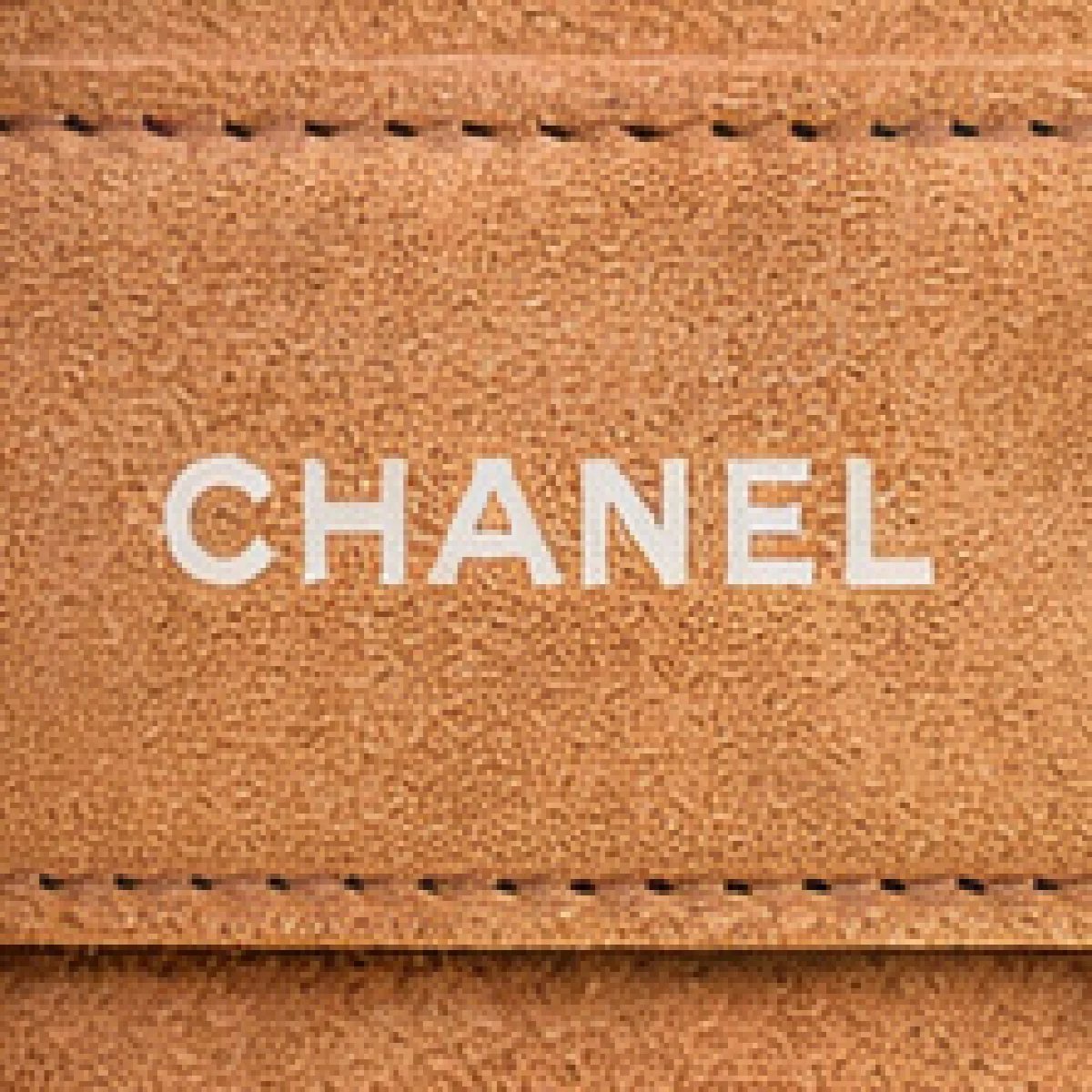 Chanel Classic Flap Suede Chain Bag - صورة 9