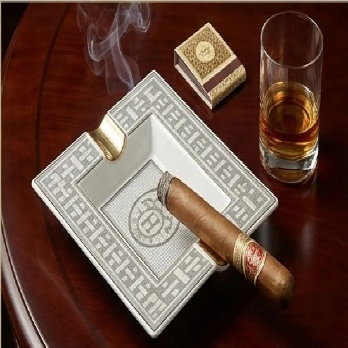 HERMÈS – Luxury Classic Serving Dish - صورة 3