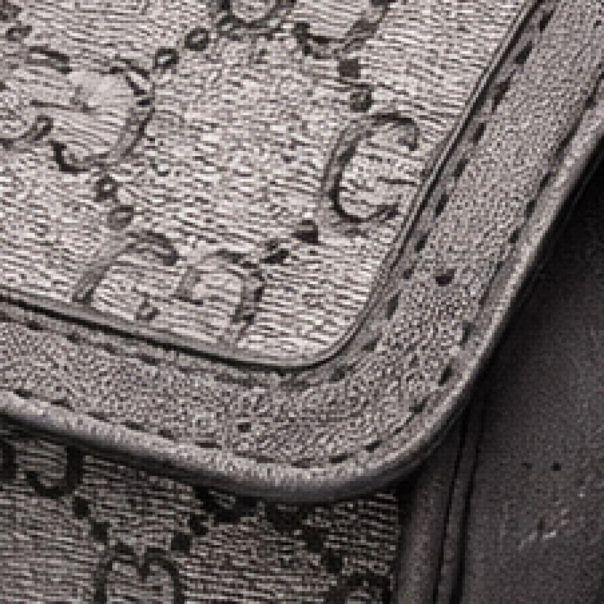 Gucci GG Supreme Belt Bag - صورة 9