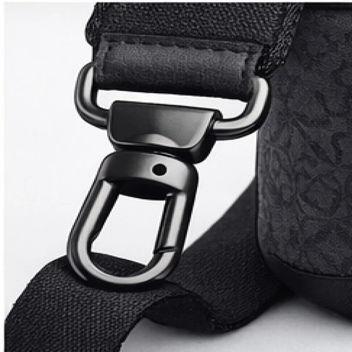 Loewe Anagram Leather Messenger Bag - صورة 3