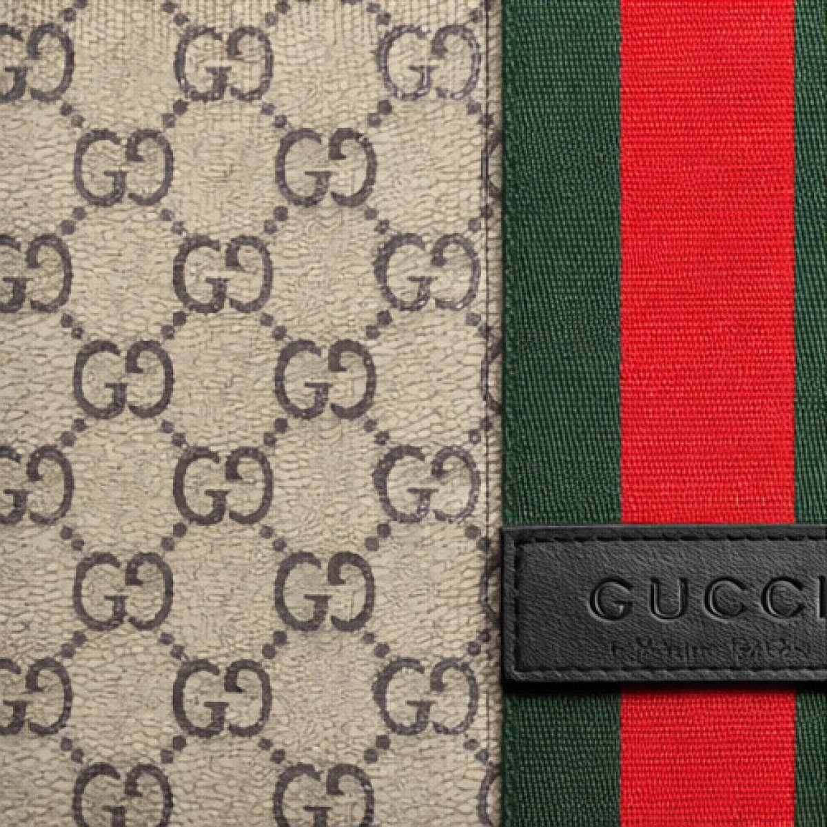 Gucci GG Supreme Messenger Bag with Web Stripe - صورة 8