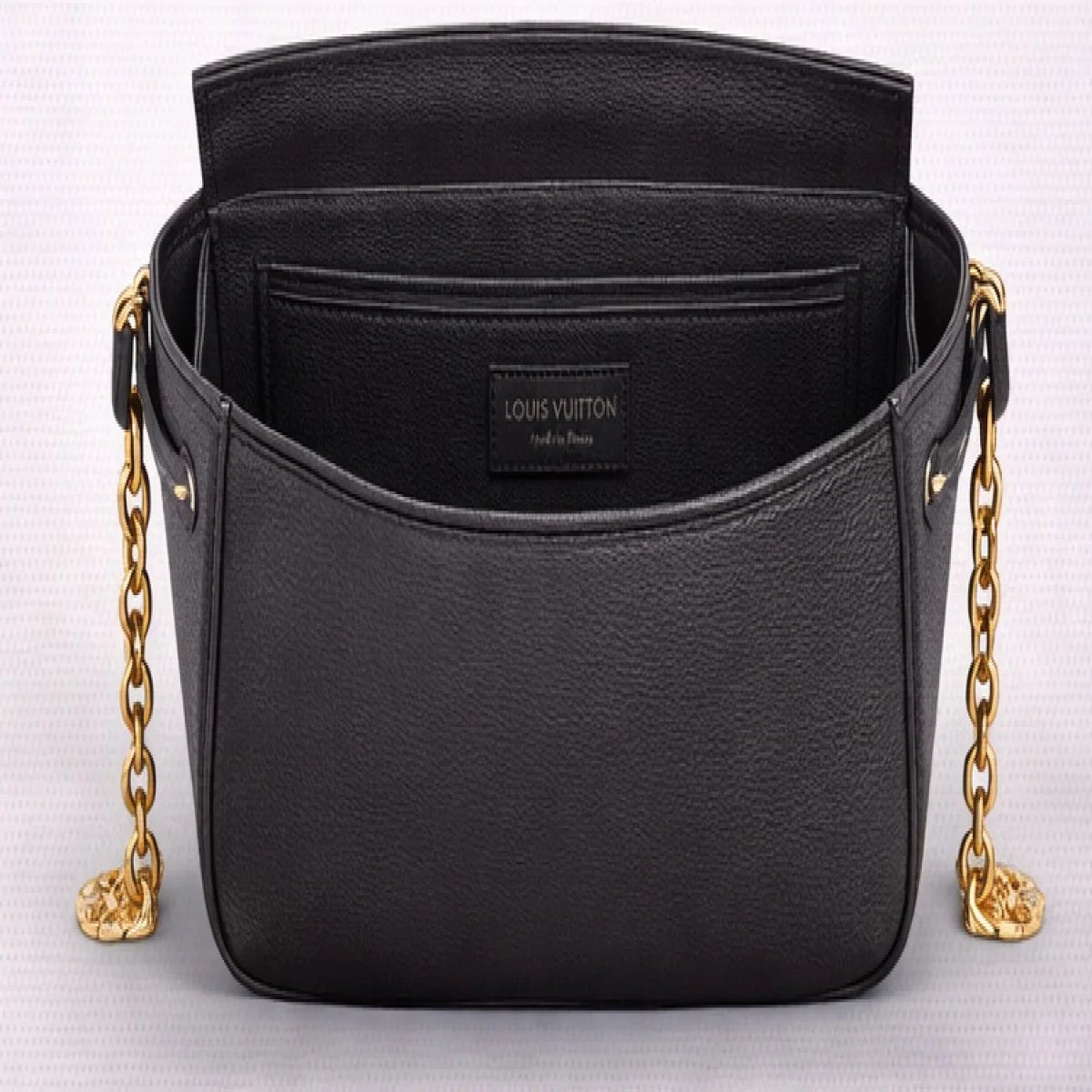 : Louis Vuitton Pont 9 Soft Epi Leather Handbag - صورة 10