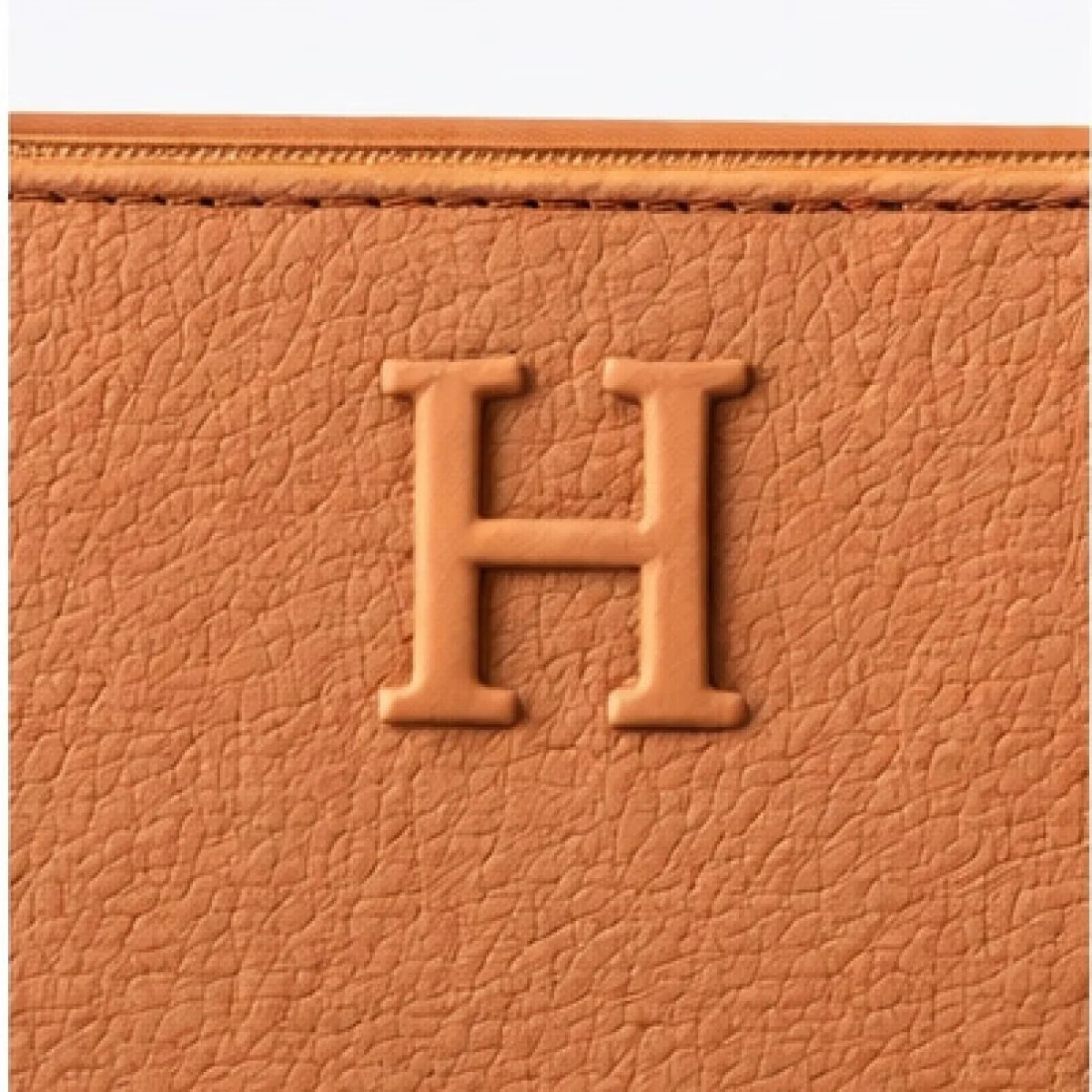 Hermès Paris – Mini H Travel Leather Crossbody Clutch – Camel Edition - صورة 3