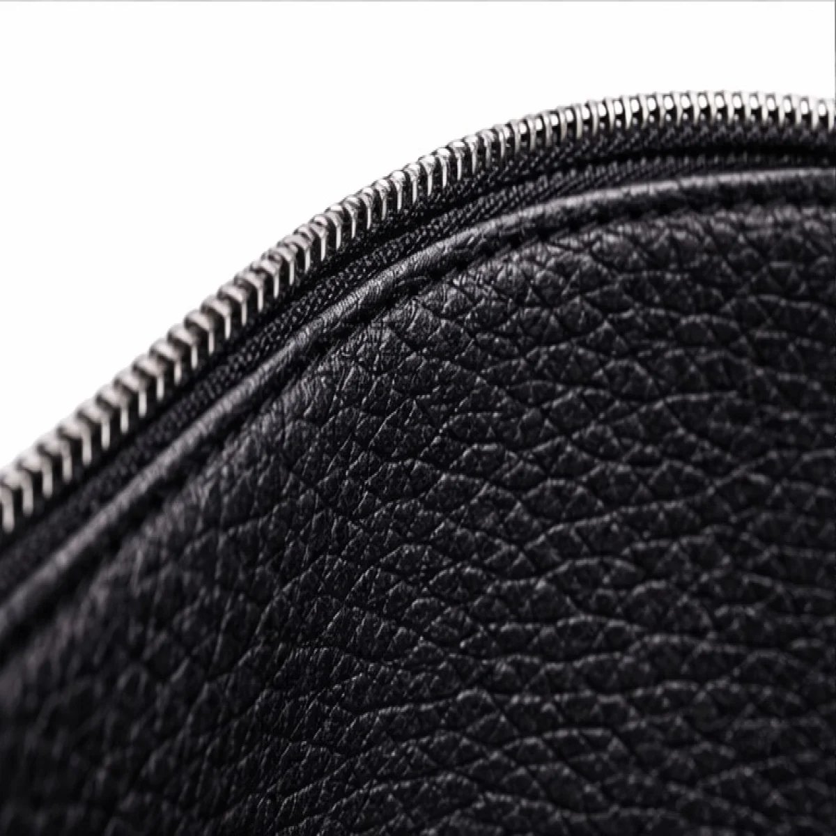 Versace La Medusa Leather Pouch – Black Silver Edition - صورة 2