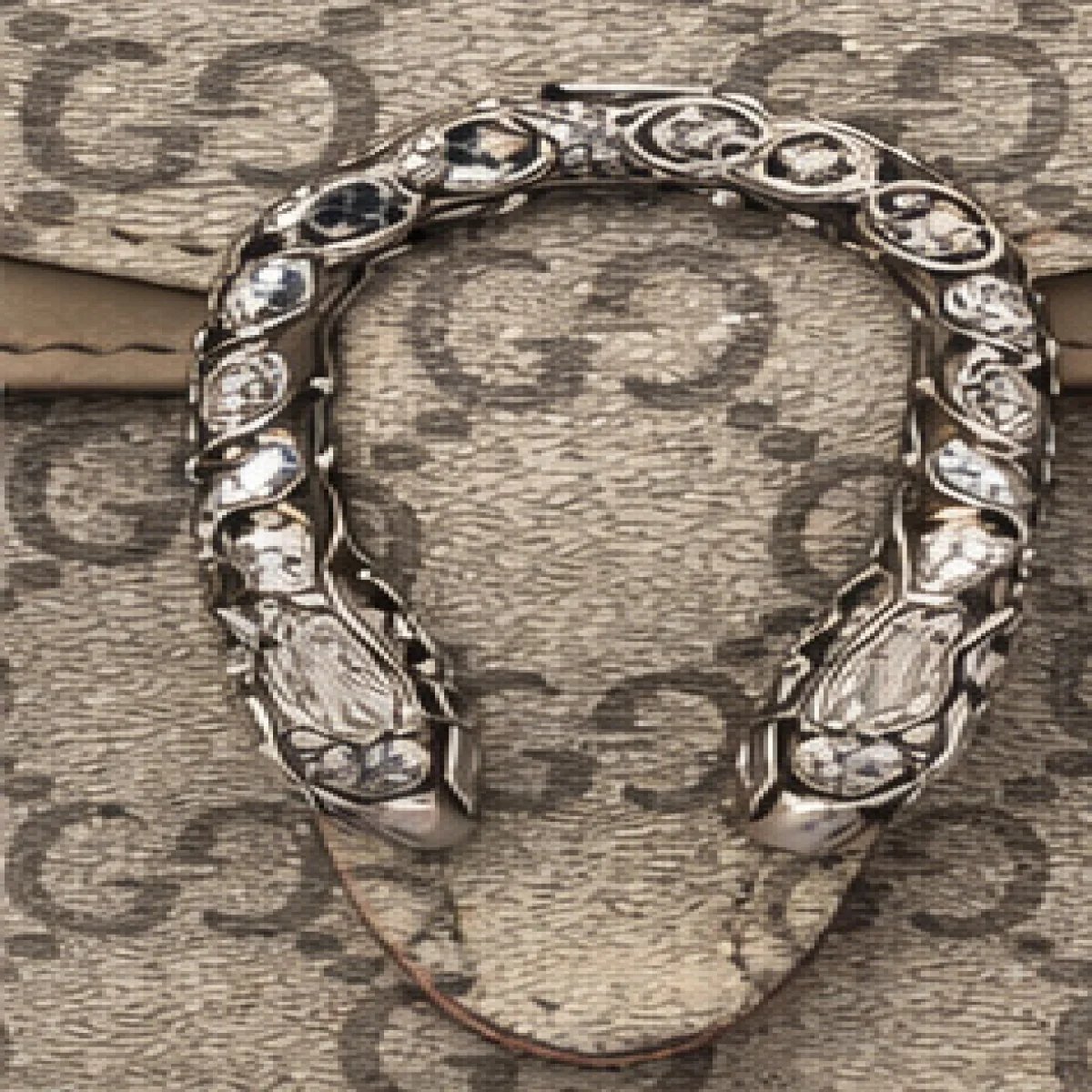 Gucci Dionysus GG Supreme Shoulder Bag - صورة 4