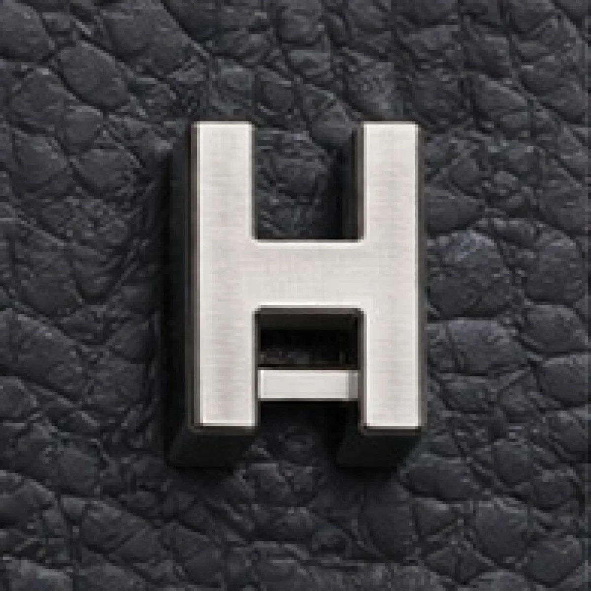 Hermès Minimal Leather Pouch – Black Edition - صورة 5