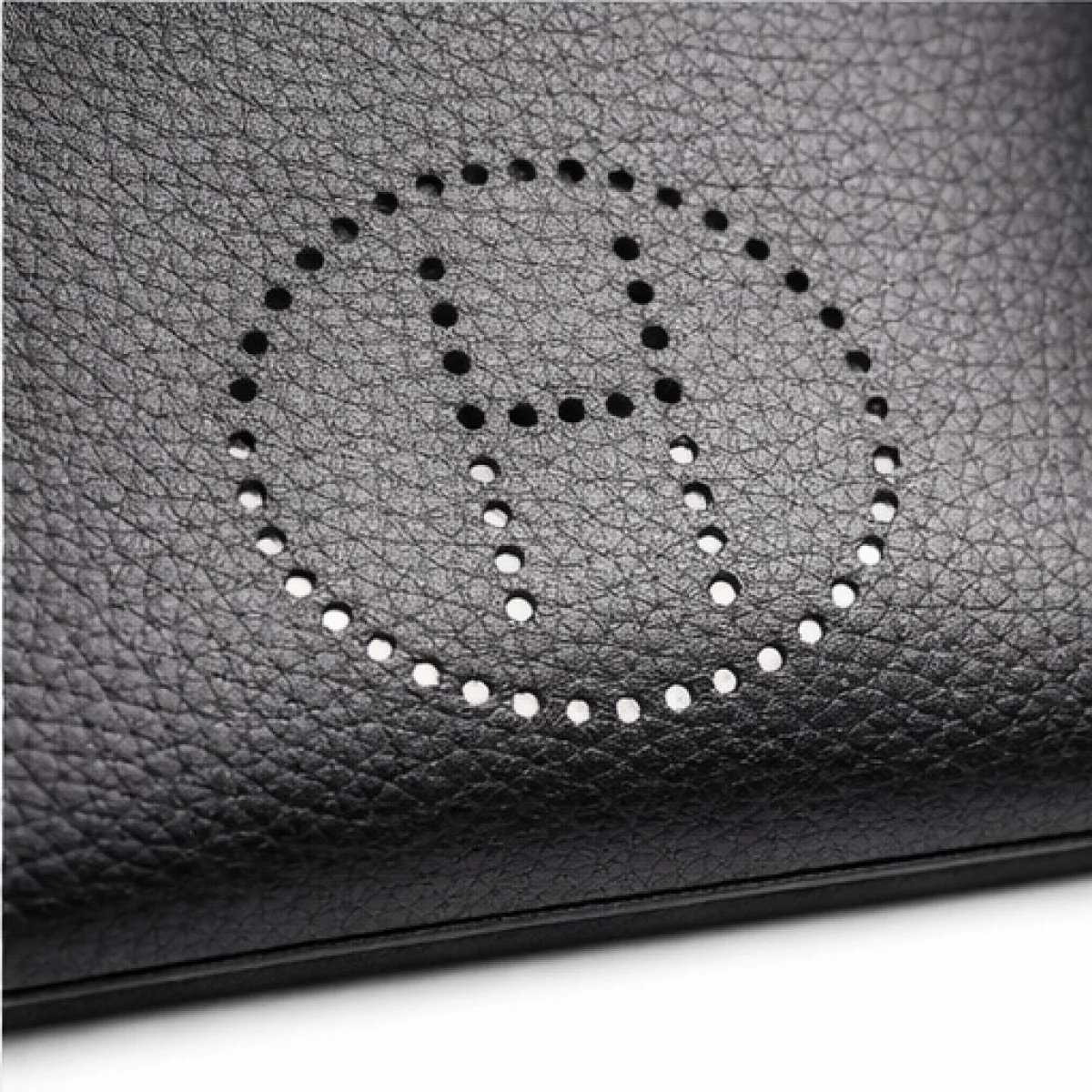 Hermès Paris – Evelyne H Leather Zip Clutch – Black Edition - صورة 3