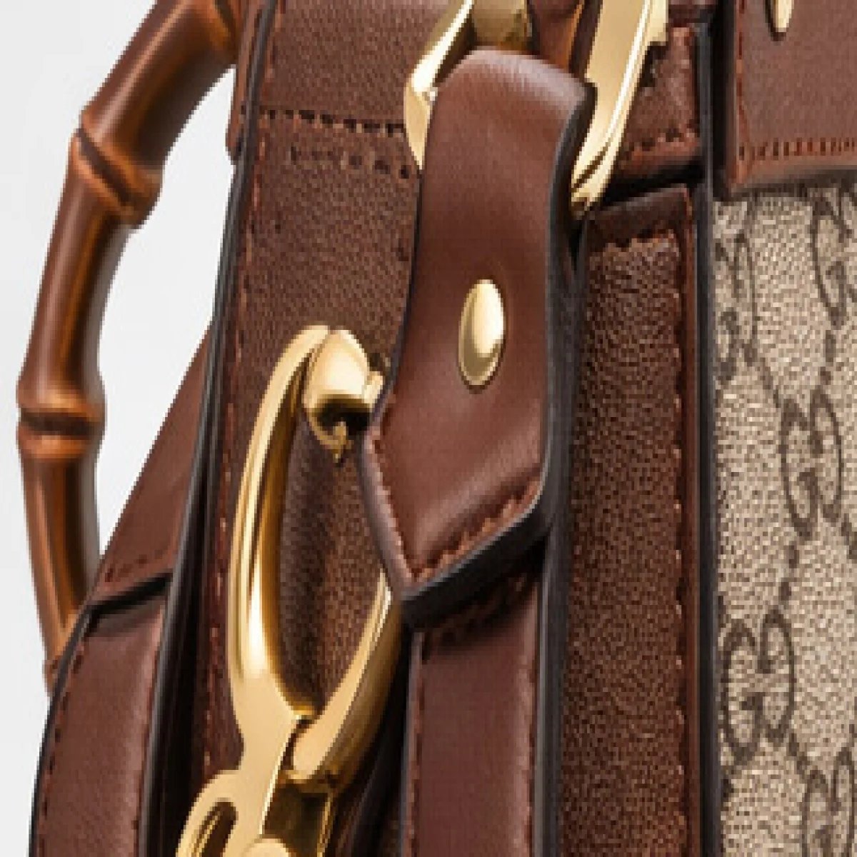 Gucci Diana Mini GG Canvas Top Handle Bag - صورة 3