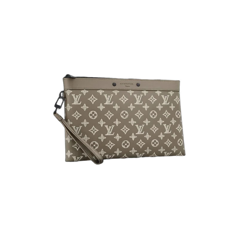 كلتش بنقشة LV –Shadow Black Pochette To Go Olive White Monogram تصميم أنيق | تصميم فاخر كلاسيكي | باقر ستور العراق