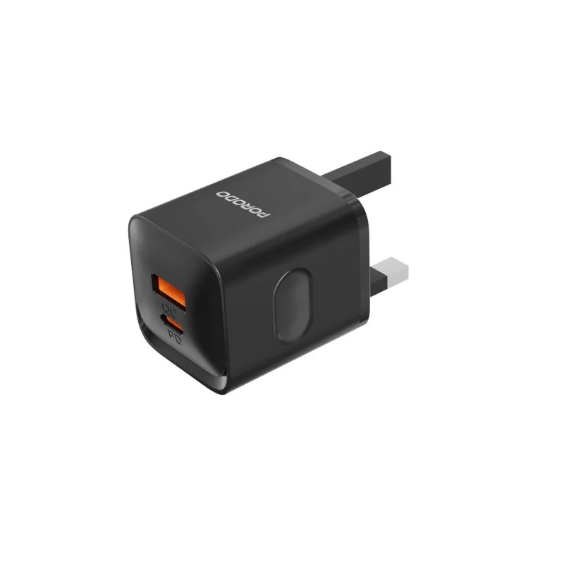 شاحن جداري بورودو بقوة 20 واط بتقنية PD وقابس بريطاني مع كيبل Type-C إلى Type-C – أسود (Porodo 20W PD UK Charger with Type-C to C Cable)