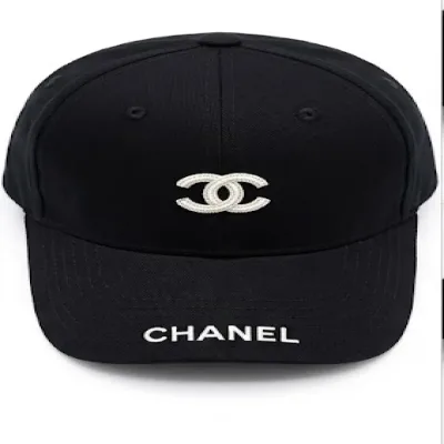 Signature Black Cap – Luxury Paris Streetwear | تصميم فاخر كلاسيكي | باقر ستور العراق