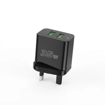 شاحن GOLD-09 سريع بقوة 35 واط – منفذان USB-A وUSB-C مع إضاءة LED