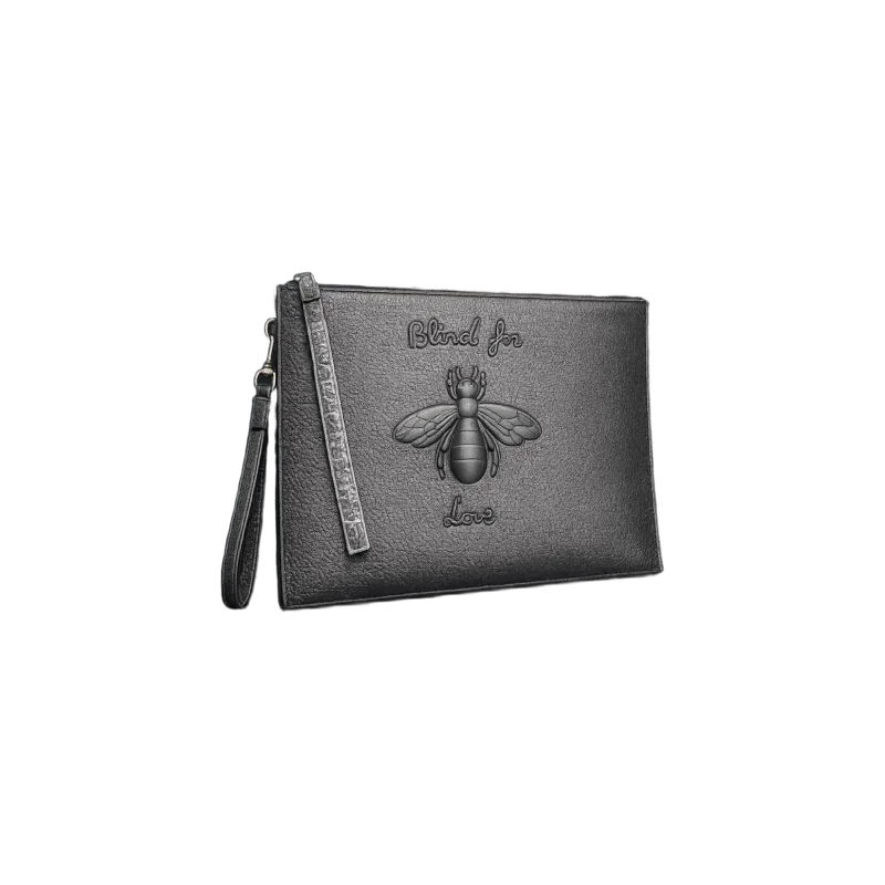 كلتش جلد بتصميم نحلة –Black Leather "Blind For Love" Bee Zip Clutch | تصميم فاخر كلاسيكي | باقر ستور العراق